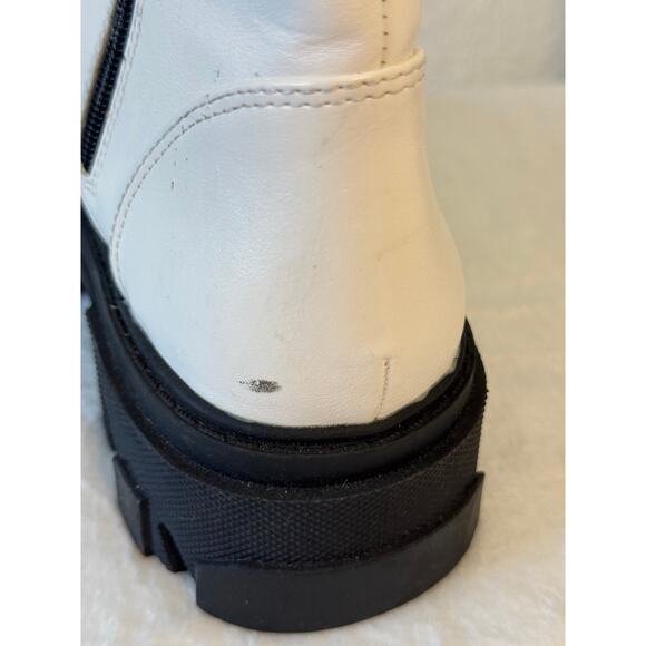 Forever Young White Combat Boots Size 7 | Faux Leather Zip & Lace - Picture 3 of 7